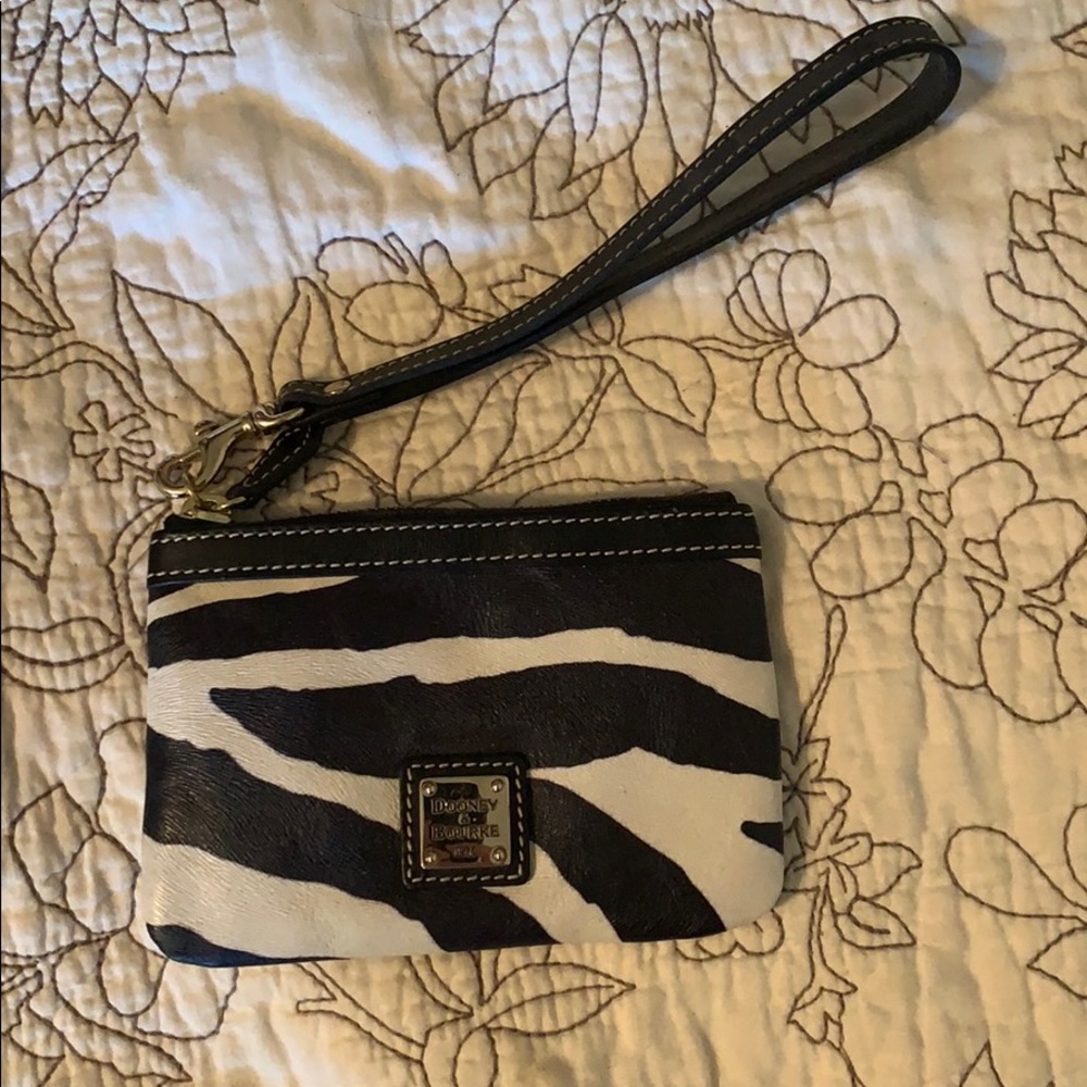 Dooney & Bourke Zebra Print Wrist/Wallet *NEW*